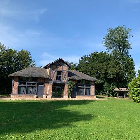 Le Gite Du Chateau Bertreville-Saint-Ouen Exterior photo