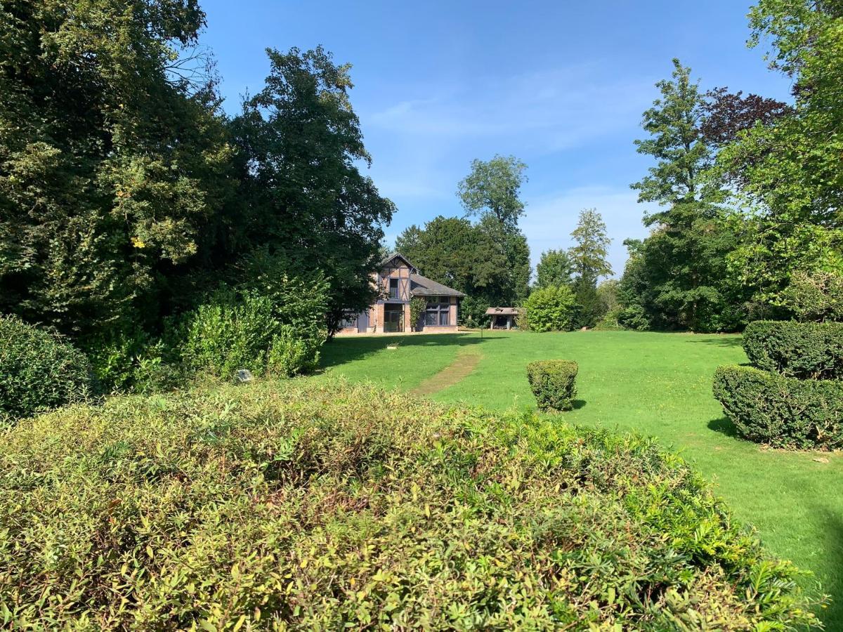 Le Gite Du Chateau Bertreville-Saint-Ouen Exterior photo